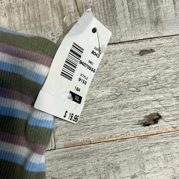 Juinors Aeropostale NWT XL striped‎ grn blue white purple halter top - Picture 2 of 7